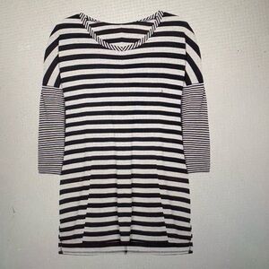Dee Elle - Lyon Knit Top - Navy and white stripes.